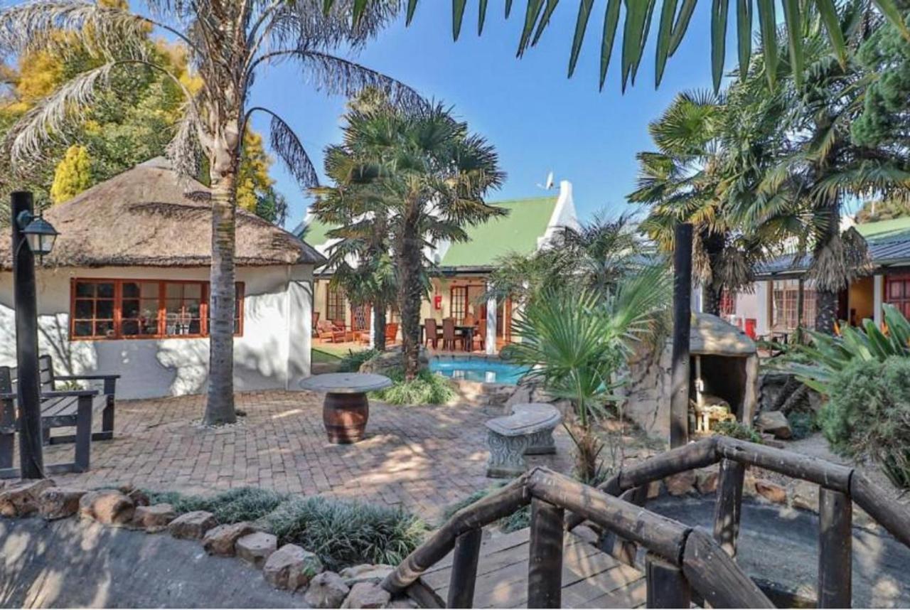 The Link Guest Lodge كمبتون بارك المظهر الخارجي الصورة
