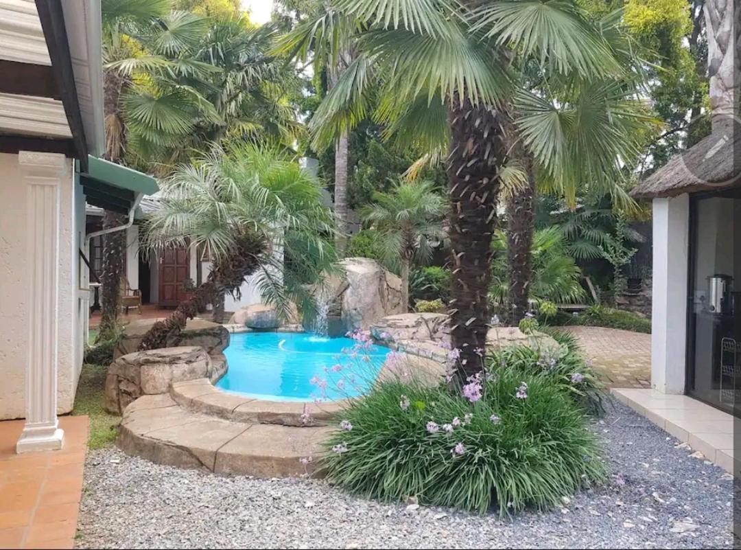 The Link Guest Lodge كمبتون بارك الغرفة الصورة