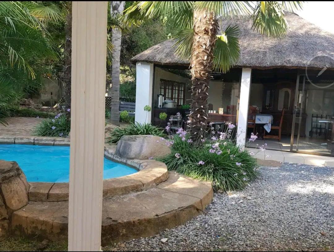 The Link Guest Lodge كمبتون بارك الغرفة الصورة